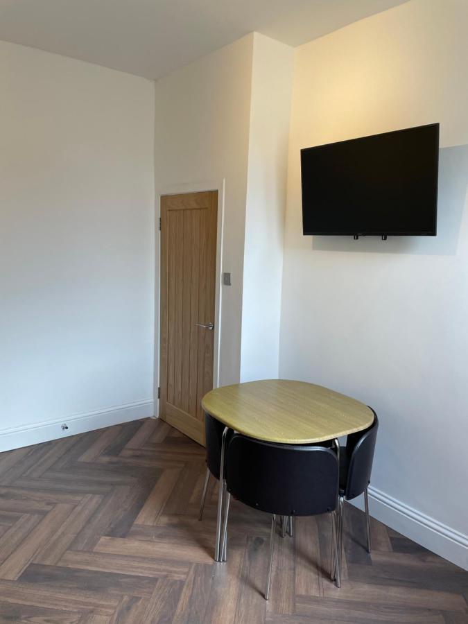 Glasgow Airport Apartments Paisley Buitenkant foto
