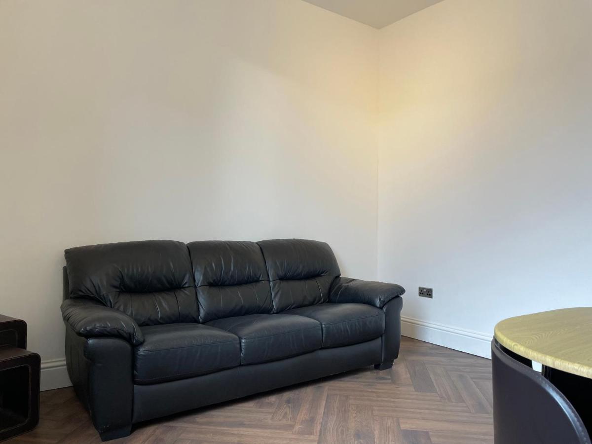 Glasgow Airport Apartments Paisley Buitenkant foto
