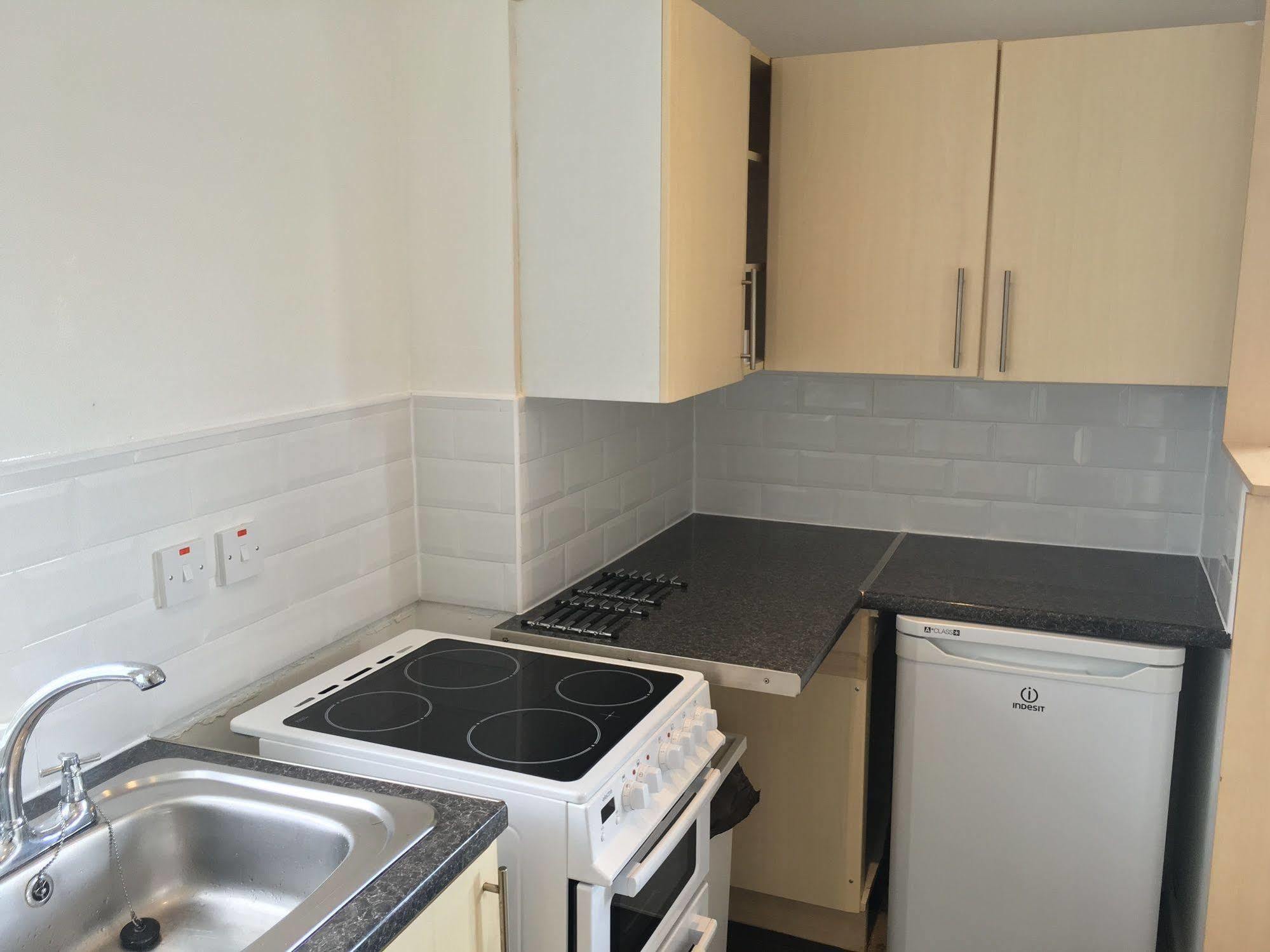 Glasgow Airport Apartments Paisley Buitenkant foto