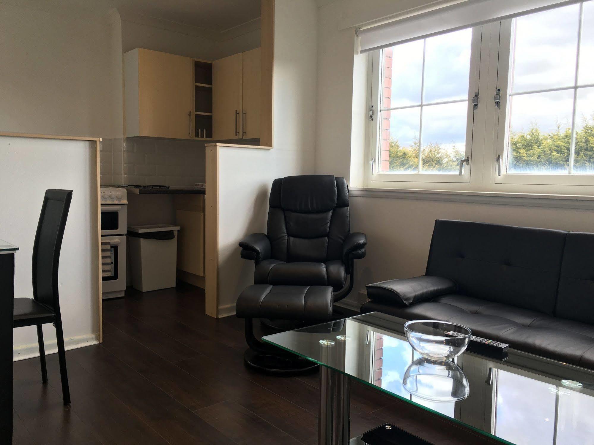 Glasgow Airport Apartments Paisley Buitenkant foto