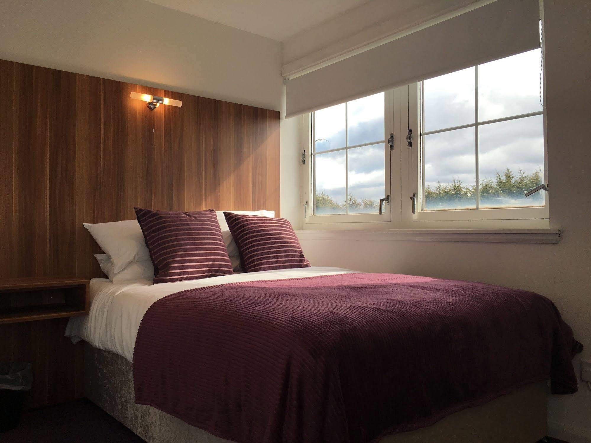 Glasgow Airport Apartments Paisley Buitenkant foto